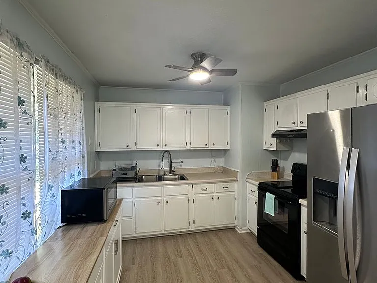 51 Lawanna Dr — Photo 12