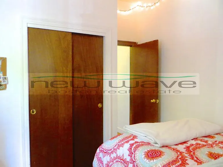 12 Columbus Sq #2 — Photo 17