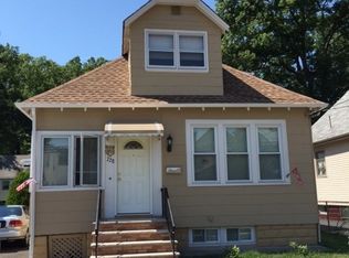 728 Drake Ave, Roselle, NJ 07203