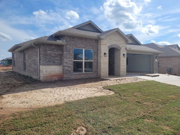 1711 Edwards St, Pea Ridge, AR