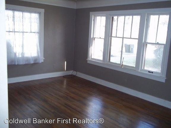 3rd image of 318 S Palouse St APT 1