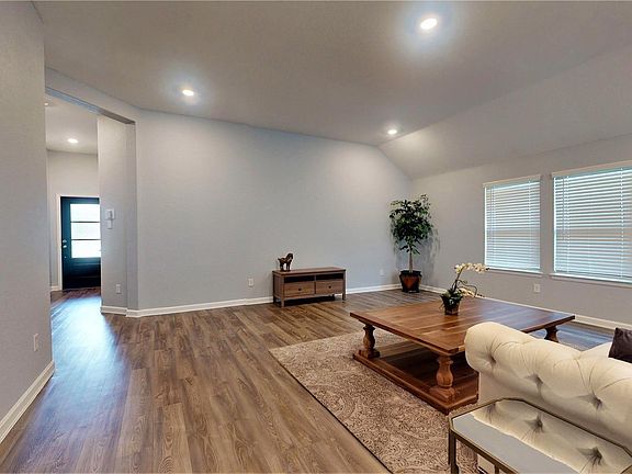 5th image of 6202 Glenwick Park Rd