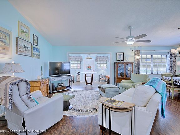 3rd image of 2821 Palo Verde Dr