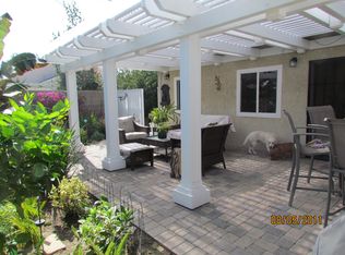 3526 N Greenbrier Rd, Long Beach, CA 90808