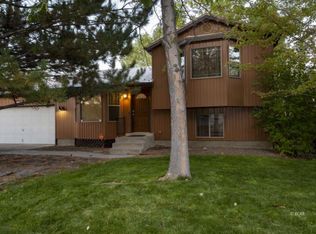 3602 Valley Ridge Ave, Elko, NV 89801