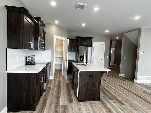 3903Judy (15)_11122024