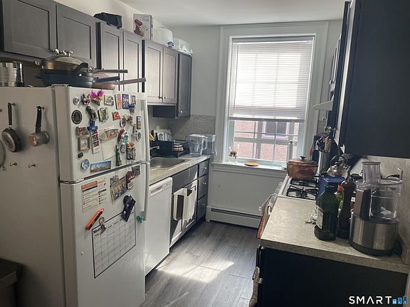 5th image of 151 Cold Spring St #C2