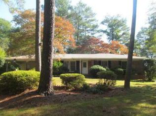 170 Jade Cove Dr, Roswell, GA 30075