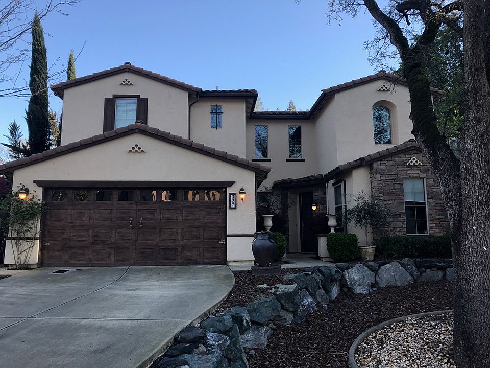 1st image of 327 Katarina Ln