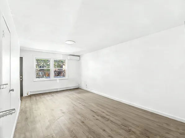(undisclosed Address), Brooklyn, NY 11234