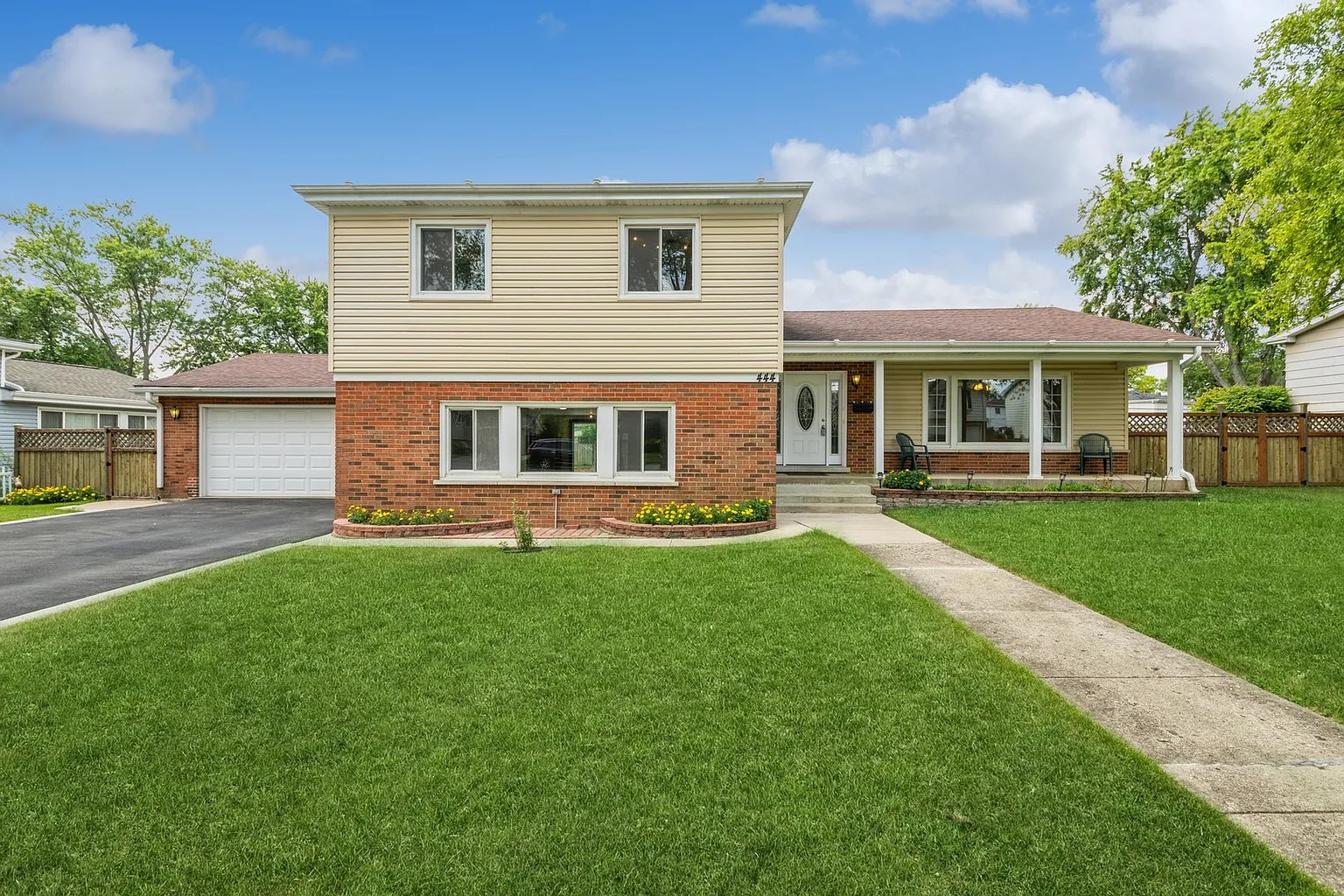444 N Country Club Dr photo 1