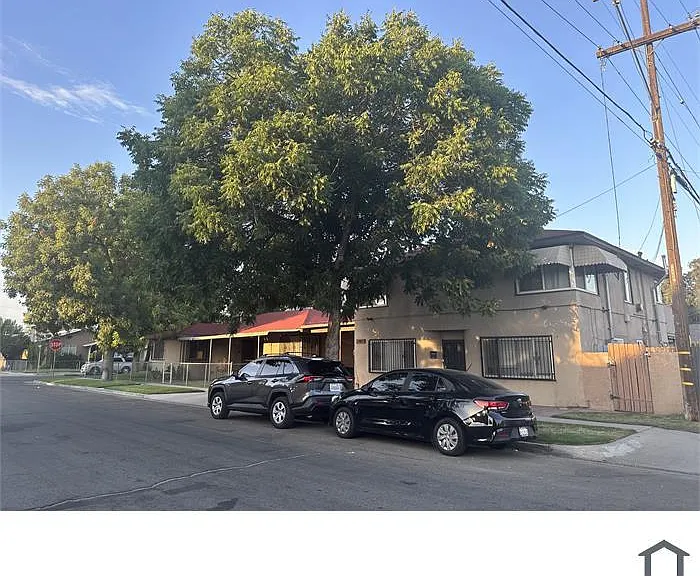 124 N 3rd St #B — Photo 12