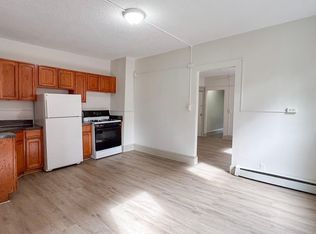 35 Bond St #2E, Hartford, CT 06114