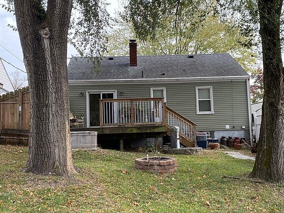 3rd image of 503 Nead Ln