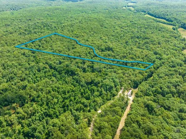 Peter Pan Dr, Versailles, MO 65084