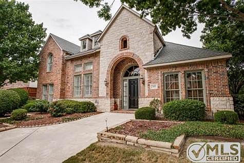 3rd image of 5605 Woodspring Dr