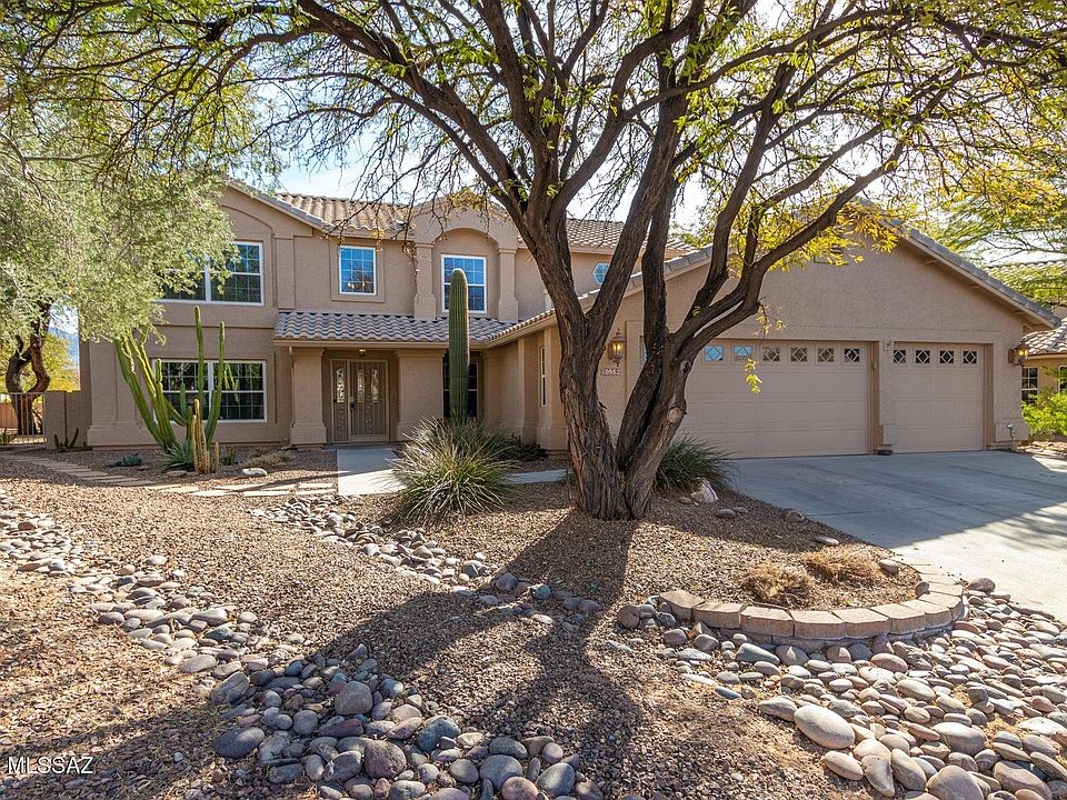 1st image of 10982 N Black Canyon Ct