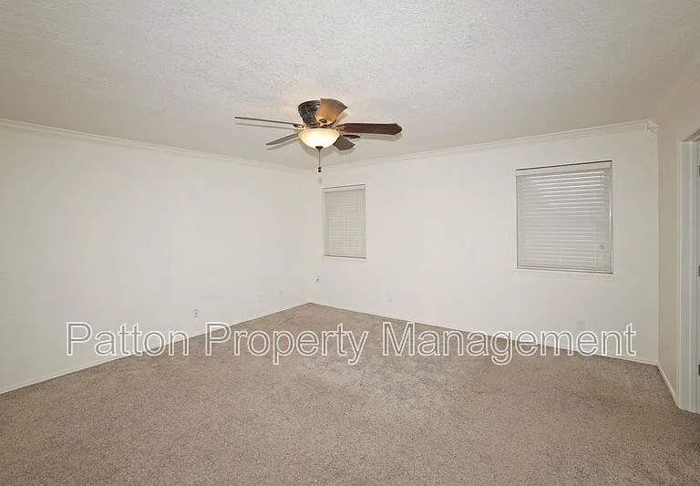 7902 Gerald Dr — Photo 18