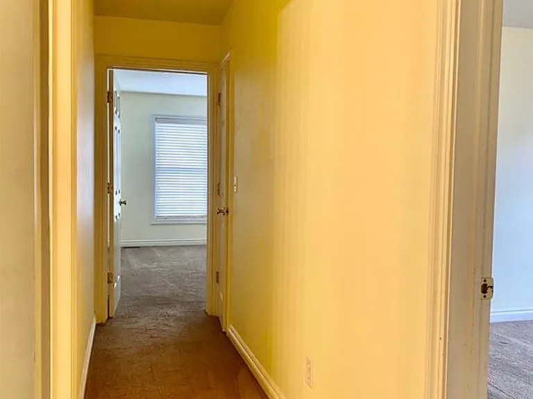 1638 E Lakeview Ln — Photo 17