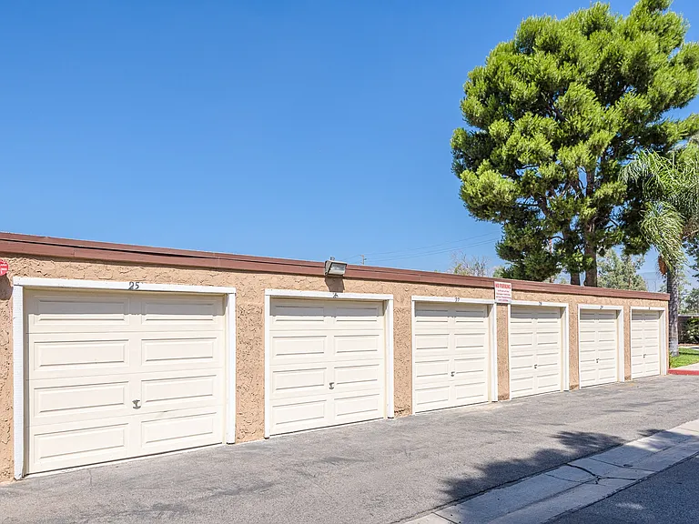 Oasis Townhomes — Photo 48
