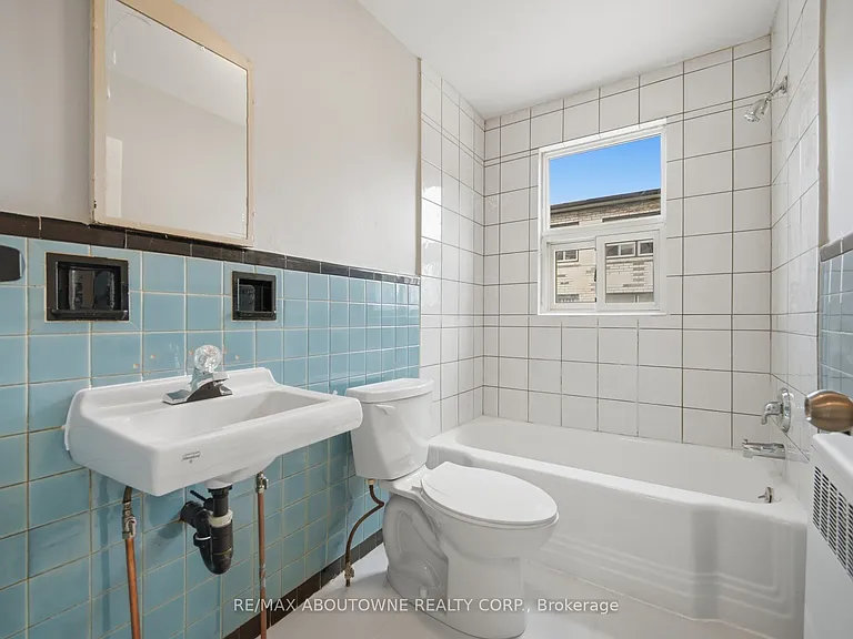 1037 Churchill Ave #1 — Photo 22