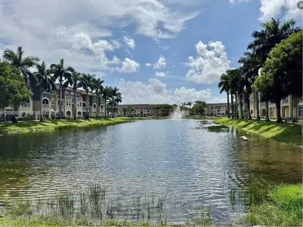 10885 NW 89th Ter Unit 203, Doral, FL 33178