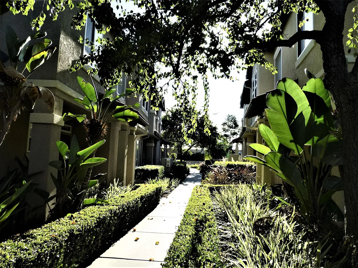 Building Photo - 6305 Citracado Cir
