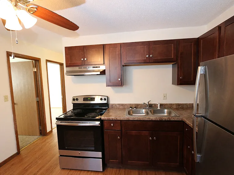 Alpine Apartments — Photo 13