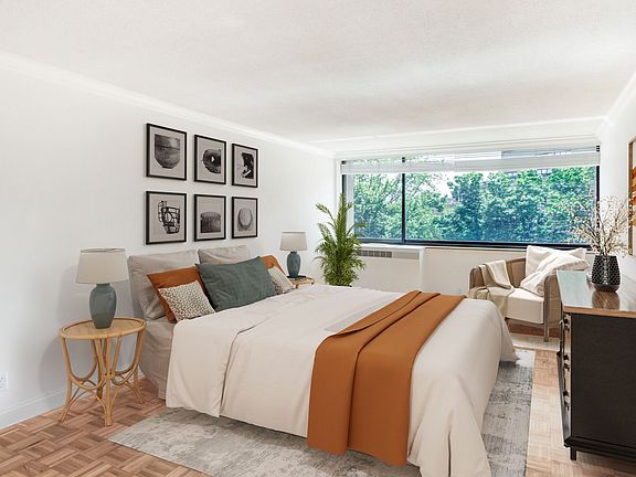 5th image of 221 Massachusetts Ave #509XX1