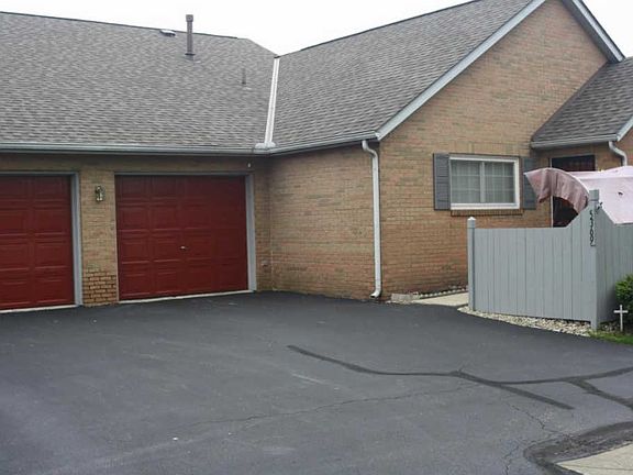 3rd image of 5369 Pond View Dr