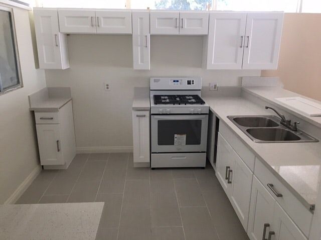 1st image of 1111 Gravelia St