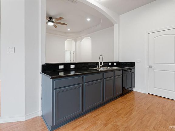 5th image of 3315 Omega St