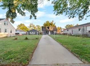 18634 Wood St, Melvindale, MI 48122