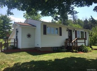 10033 Gowanda State Rd, North Collins, NY 14111