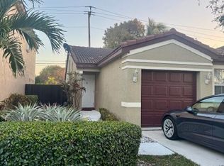 4274 NW 1st Place, Deerfield Beach, FL 33442