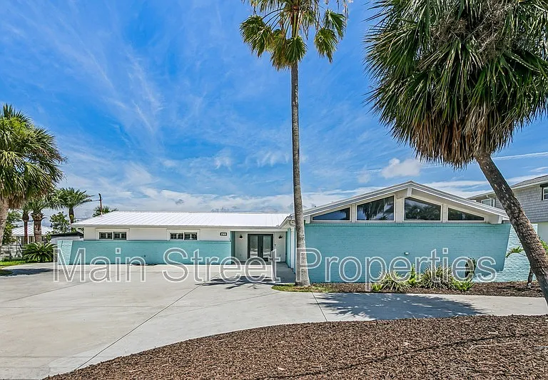 231 Sabine Dr — Photo 15