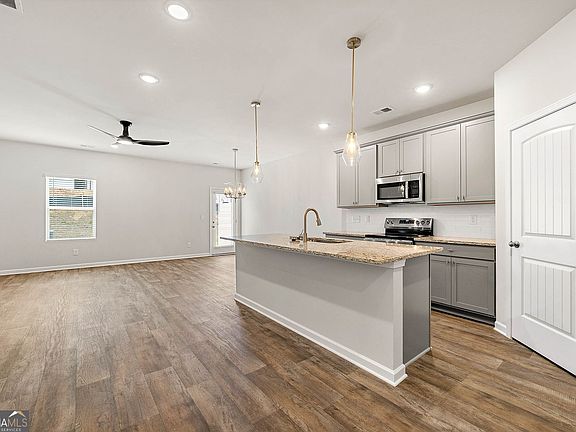 4th image of 5012 Orchard Grove Way