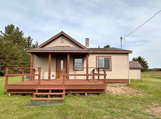 N18072 Reed Rd, Pembine, WI 54156