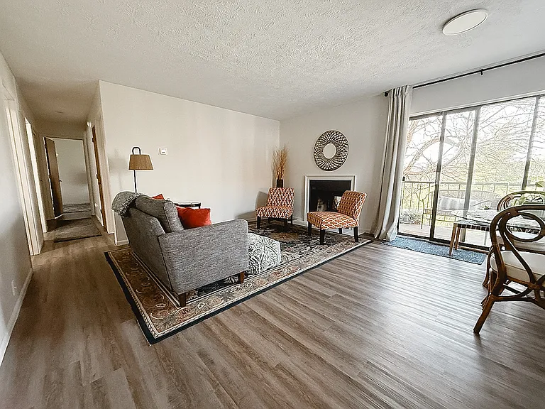 Cambridge Place Apartments — Photo 15