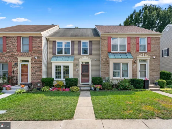 8765 Manahan Dr, Ellicott City, MD 21043