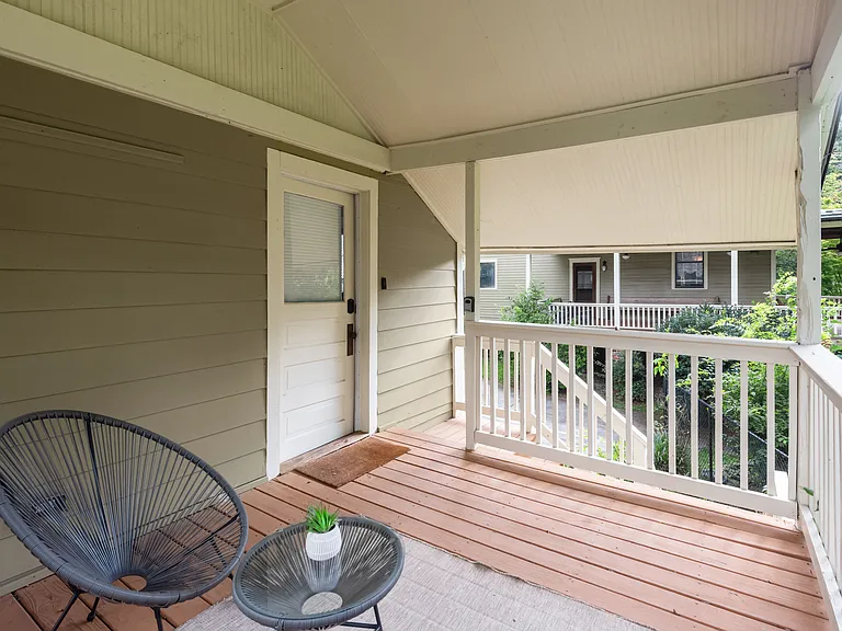 70 Kirkwood Rd NE — Photo 34