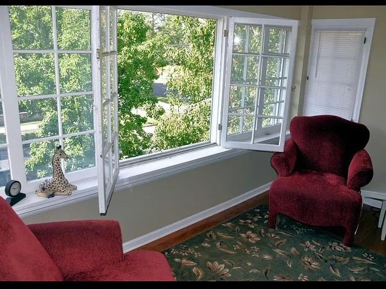 309 E Florida Ave — Photo 9