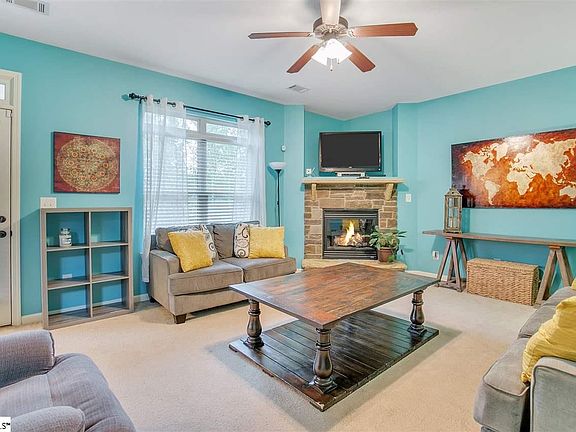 5th image of 270 Oak Branch Dr