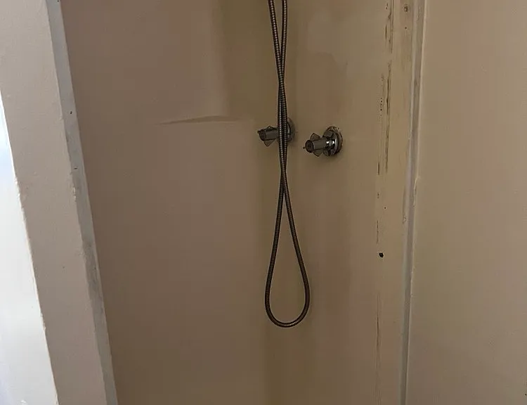 300 Hughes Ln #1/2 — Photo 5