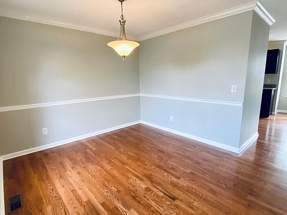3rd image of 5701 Lagerfield Ln
