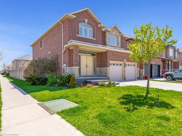 144 Lorenzo Dr, Hamilton, ON L9A 0A3