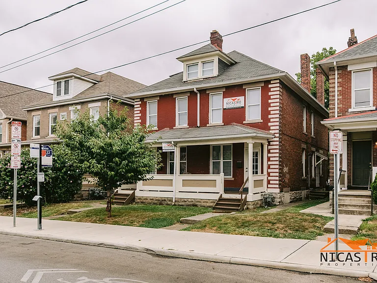 136 E 11th Ave — Photo 54