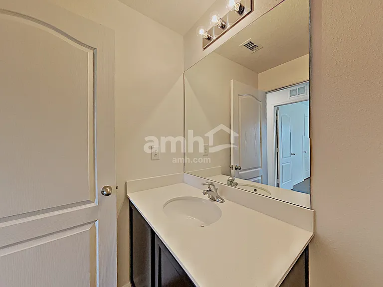 1108 Brenton Leaf Dr — Photo 12