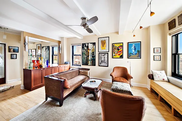 Sold by Patrick Quagliano, LREB | media 1