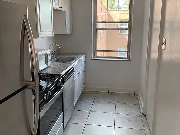 5506 Fifth Avenue — Photo 134